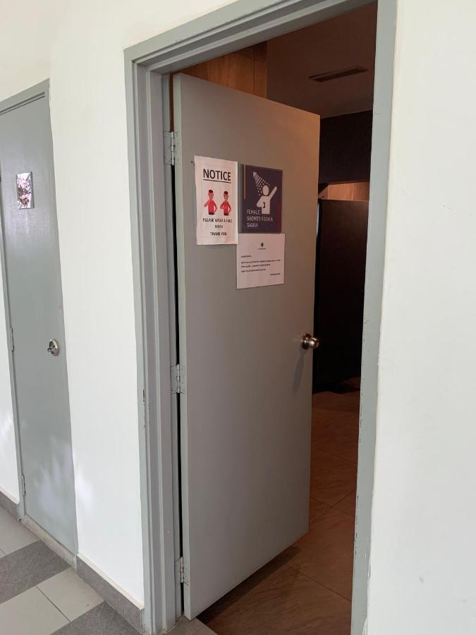 Cosy Studio Netflix Selfcheckin Cyberjaya 2 Luaran gambar